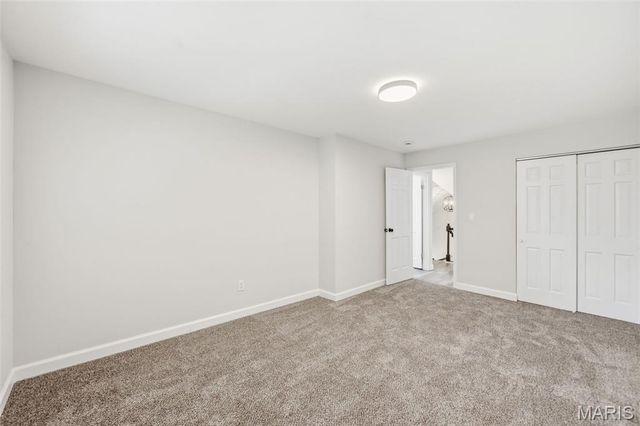15693 Dresden Lake Court, Chesterfield, MO 63017