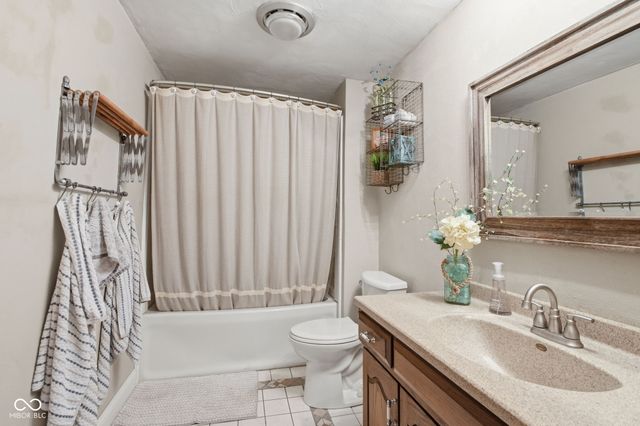 114 Ladino Lane, Pendleton, IN 46064