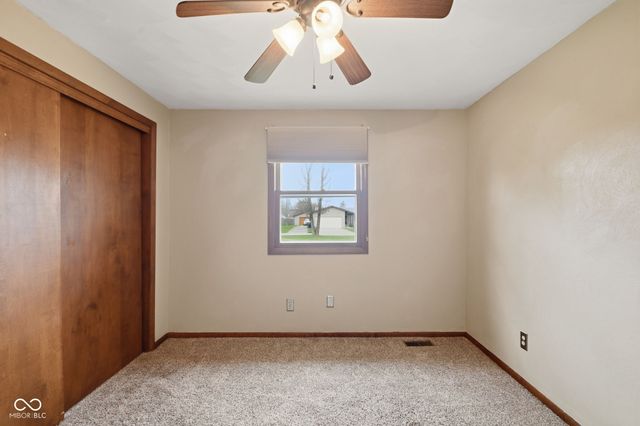 114 Ladino Lane, Pendleton, IN 46064