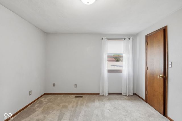 114 Ladino Lane, Pendleton, IN 46064