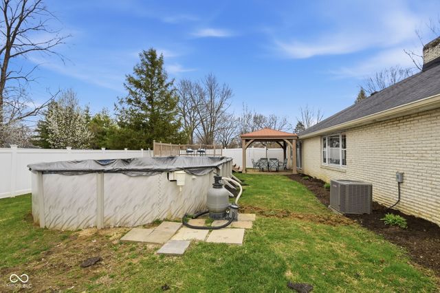 114 Ladino Lane, Pendleton, IN 46064