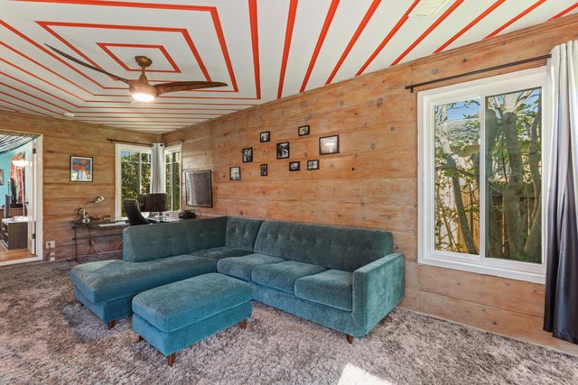 620 Dudley Way, Sacramento, CA 95818