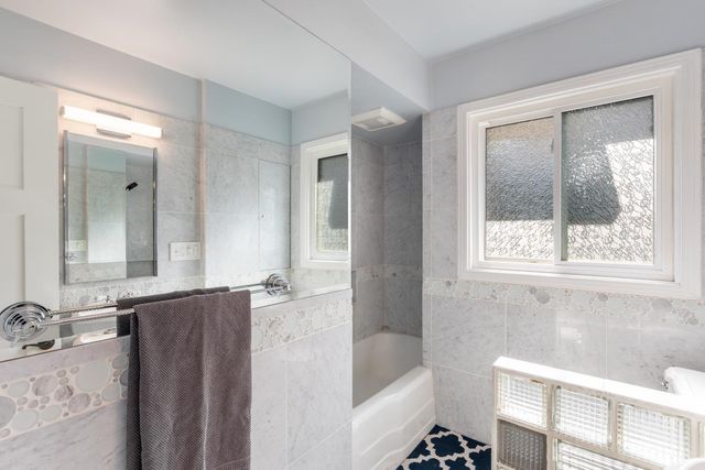 620 Dudley Way, Sacramento, CA 95818