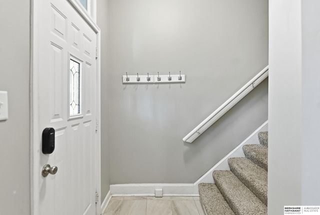 2924 Dupont Street, Omaha, NE 68105