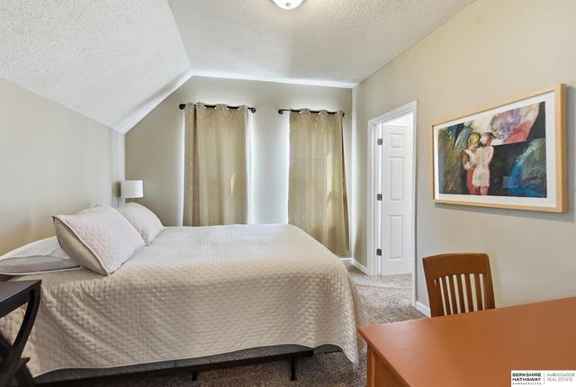 2924 Dupont Street, Omaha, NE 68105