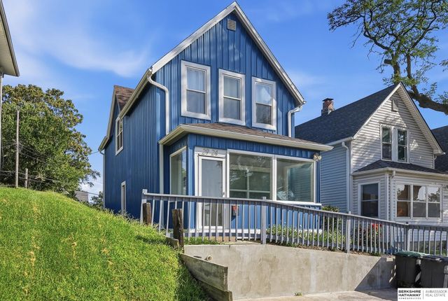 2924 Dupont Street, Omaha, NE 68105