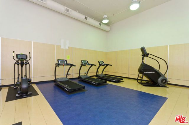 10982 ROEBLING Avenue 461, Los Angeles, CA 90024