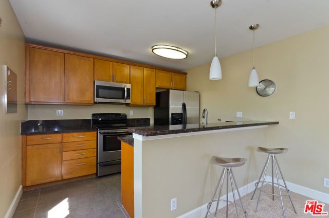 10982 ROEBLING Avenue 461, Los Angeles, CA 90024