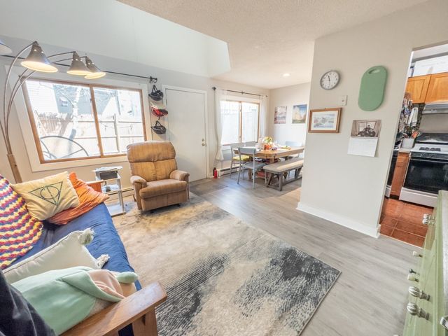 169 Erie Street 2, Cambridge, MA 02139