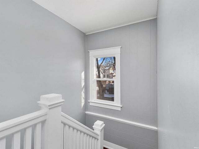 2713 Fairfield Avenue, Fort Wayne, IN 46807