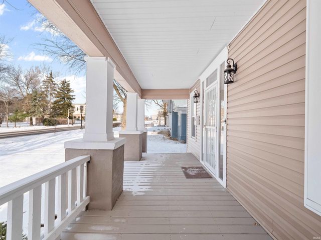 2713 Fairfield Avenue, Fort Wayne, IN 46807