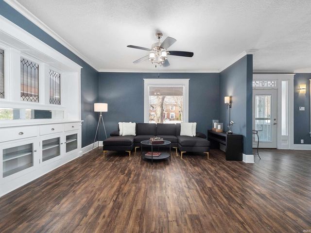 2713 Fairfield Avenue, Fort Wayne, IN 46807