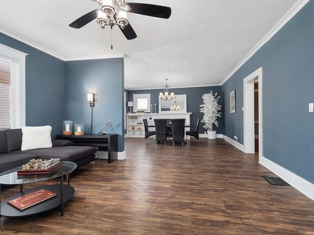 2713 Fairfield Avenue, Fort Wayne, IN 46807