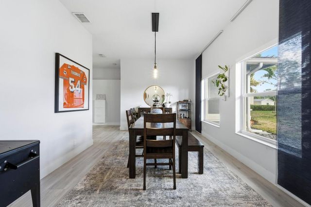 13595 89th Place N, West Palm Beach, FL 33412