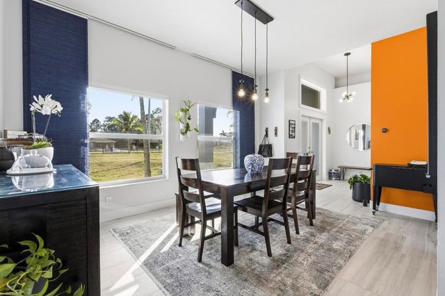 13595 89th Place N, West Palm Beach, FL 33412