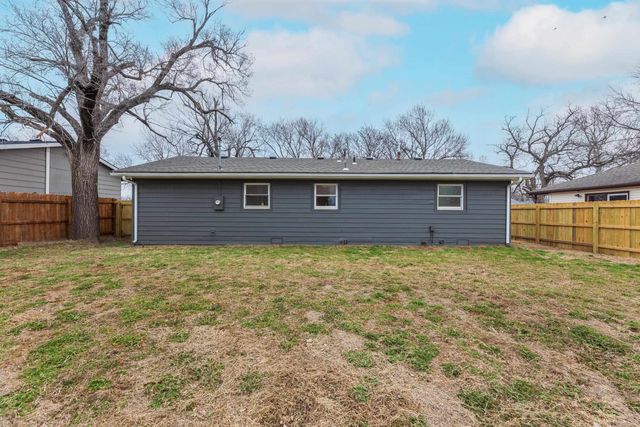 145 N SABIN ST, Wichita, KS 67212