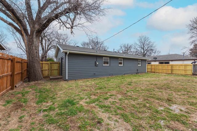 145 N SABIN ST, Wichita, KS 67212