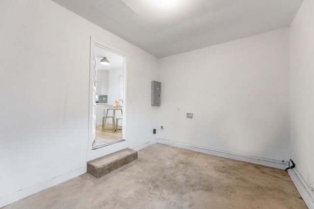 145 N SABIN ST, Wichita, KS 67212