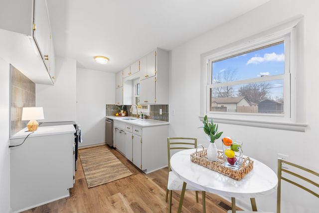 145 N SABIN ST, Wichita, KS 67212