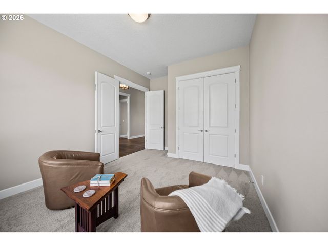 12541 Se HADEED Dr, Happy Valley, OR 97086