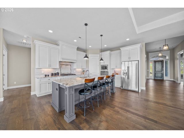 12541 Se HADEED Dr, Happy Valley, OR 97086