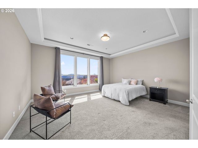 12541 Se HADEED Dr, Happy Valley, OR 97086