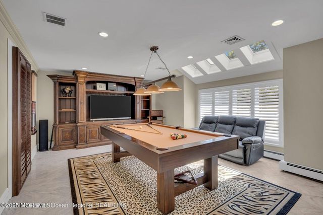 1582 Beaver Hollow Drive, Toms River, NJ 08755