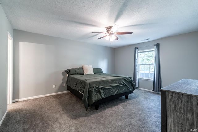 2316 Sweet Cider Road, Fort Wayne, IN 46818