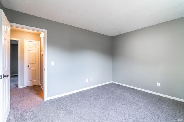 2316 Sweet Cider Road, Fort Wayne, IN 46818