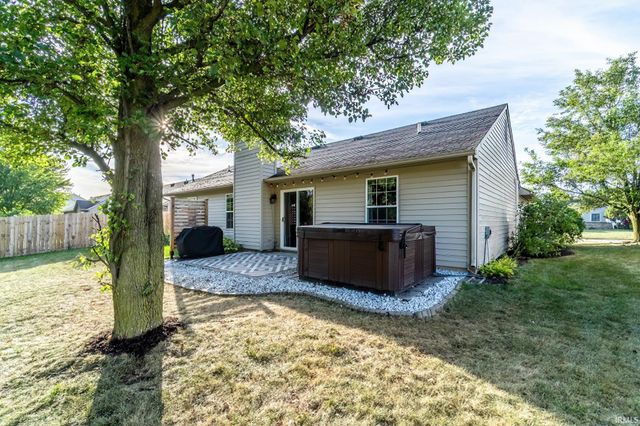 2316 Sweet Cider Road, Fort Wayne, IN 46818