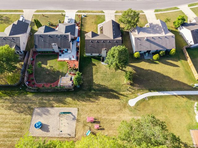 2316 Sweet Cider Road, Fort Wayne, IN 46818