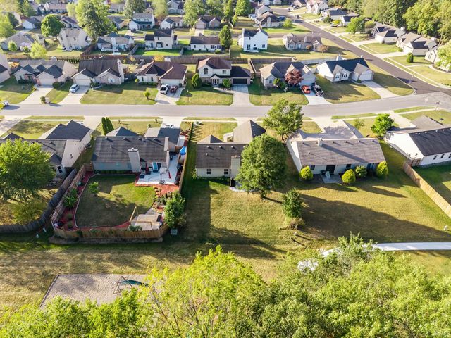 2316 Sweet Cider Road, Fort Wayne, IN 46818