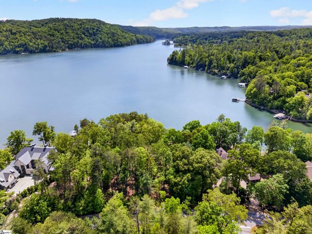 1875 Cleo Chapman Highway, Sunset, SC 29685