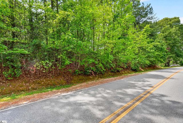 1875 Cleo Chapman Highway, Sunset, SC 29685