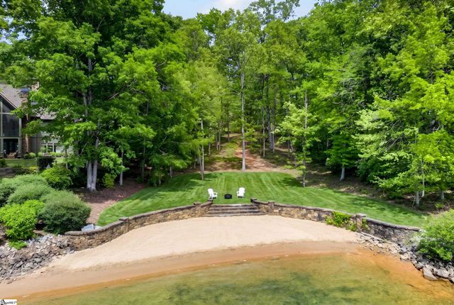 1875 Cleo Chapman Highway, Sunset, SC 29685