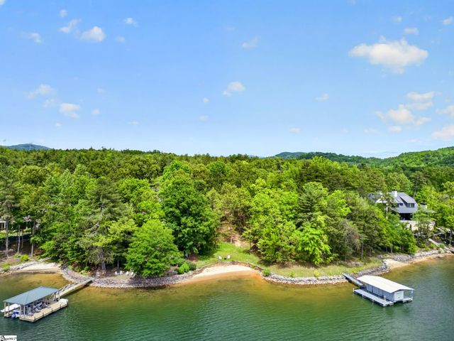 1875 Cleo Chapman Highway, Sunset, SC 29685
