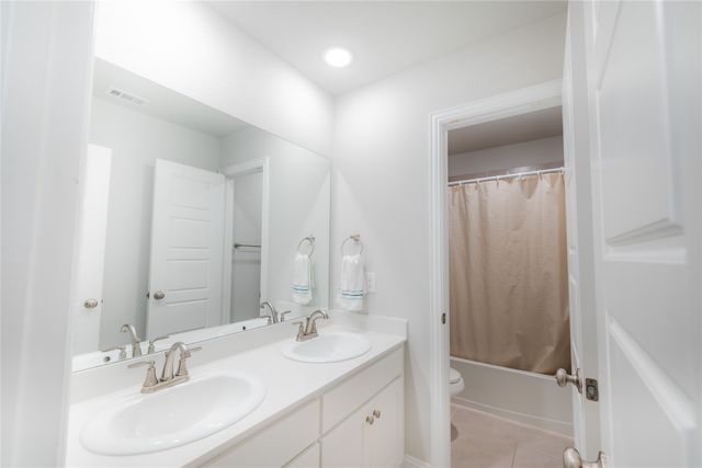 8110 Honeywell, Greenville, TX 75402
