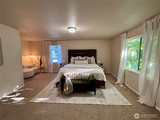 2503 Redwood Court SE, Auburn, WA 98092