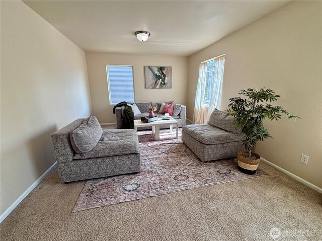 2503 Redwood Court SE, Auburn, WA 98092