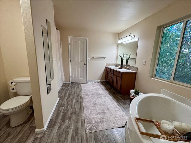 2503 Redwood Court SE, Auburn, WA 98092