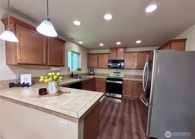 2503 Redwood Court SE, Auburn, WA 98092