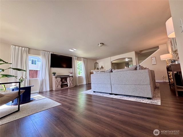 2503 Redwood Court SE, Auburn, WA 98092