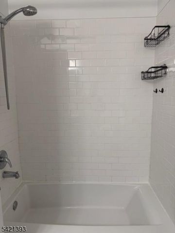 1026 Castle Rd, Mahwah Twp., NJ 07430