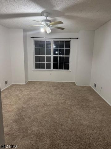1026 Castle Rd, Mahwah Twp., NJ 07430