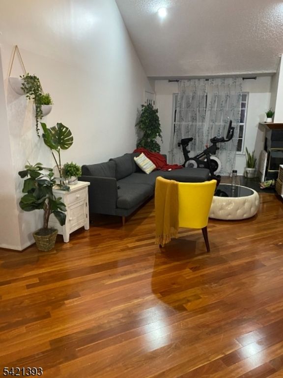 1026 Castle Rd, Mahwah Twp., NJ 07430