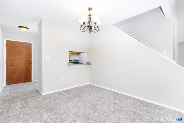 25 Stanley Street B8, West Hartford, CT 06107