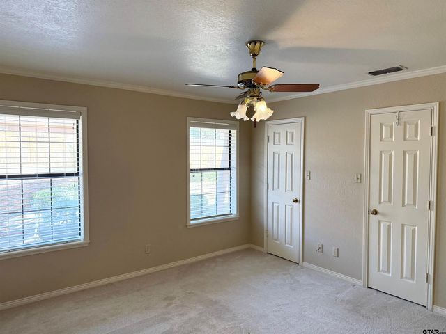 1124 Hillside Drive, Athens, TX 75751