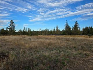 261 Burch Drive, Cave Junction, OR 97523