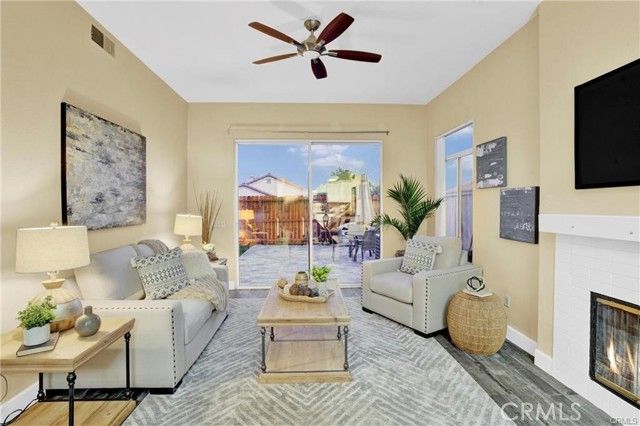 25099 Calle Entradero, Murrieta, CA 92563