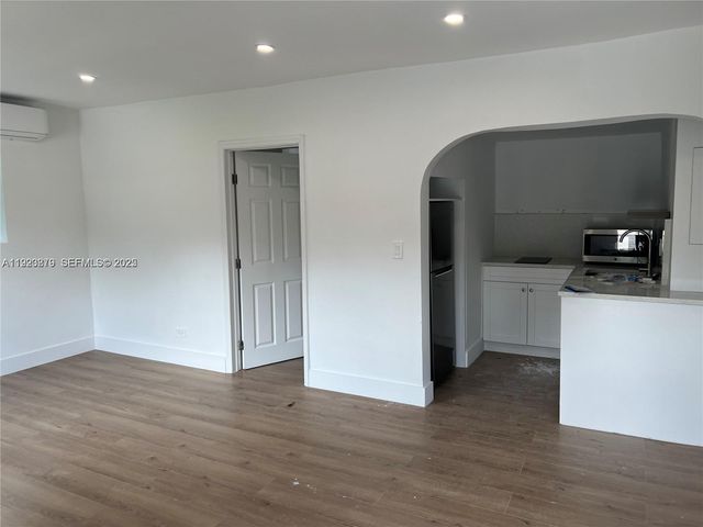 5444 NW 5th Avenue 3, Miami, FL 33127